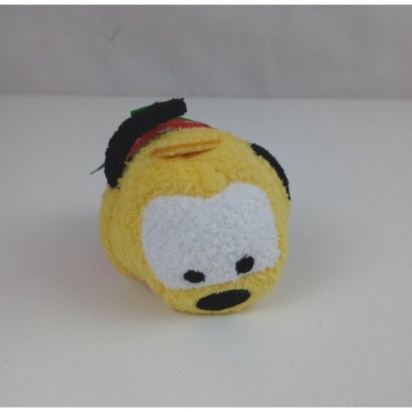 Disney Tsum Tsum Limited Edition Christmas Present Pluto Mini Stackable Plush - Picture 1 of 6